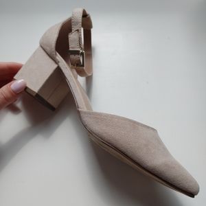 Beige low heels | Spring